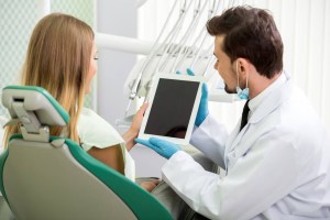 Dental Implant Surgery Procedure Using Advanced Imaging Technology