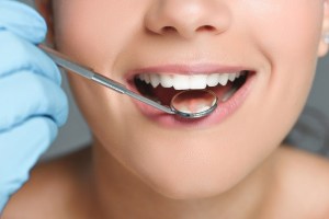 Keeping dead tooth