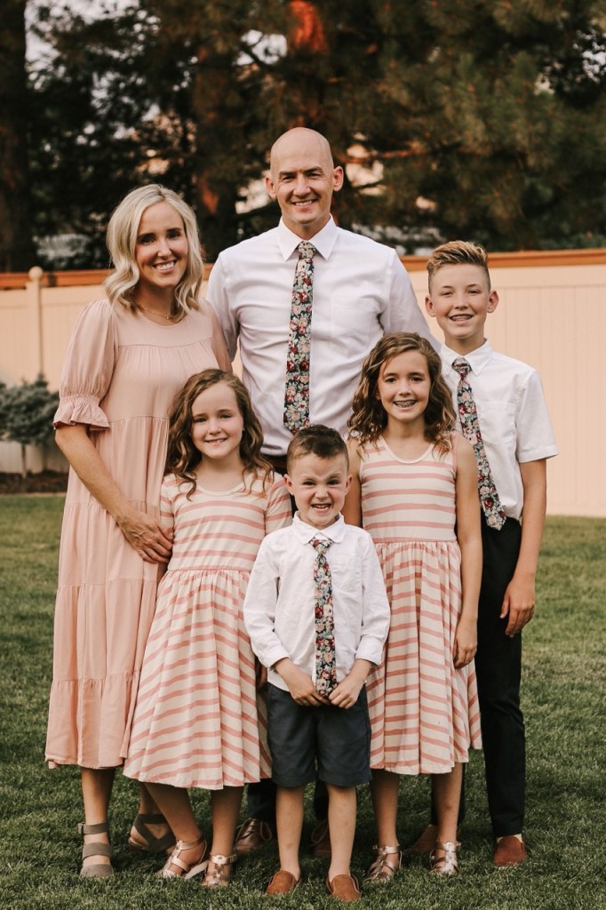 Dr Maxfield and his family- 2 girls and 2 boys
