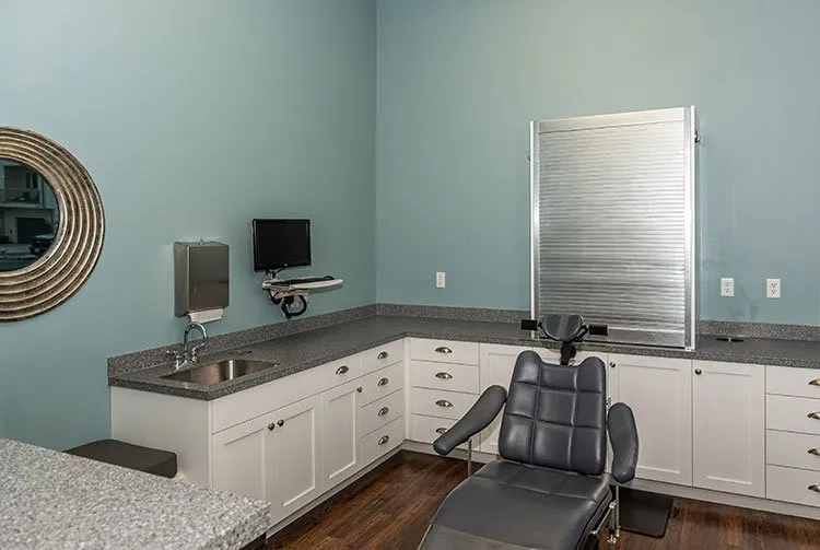 Operatory room, Oral and Facial Surgery of Utah